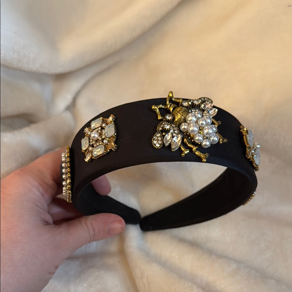 Luxurious Black and Gold Jeweled Headband Accessory